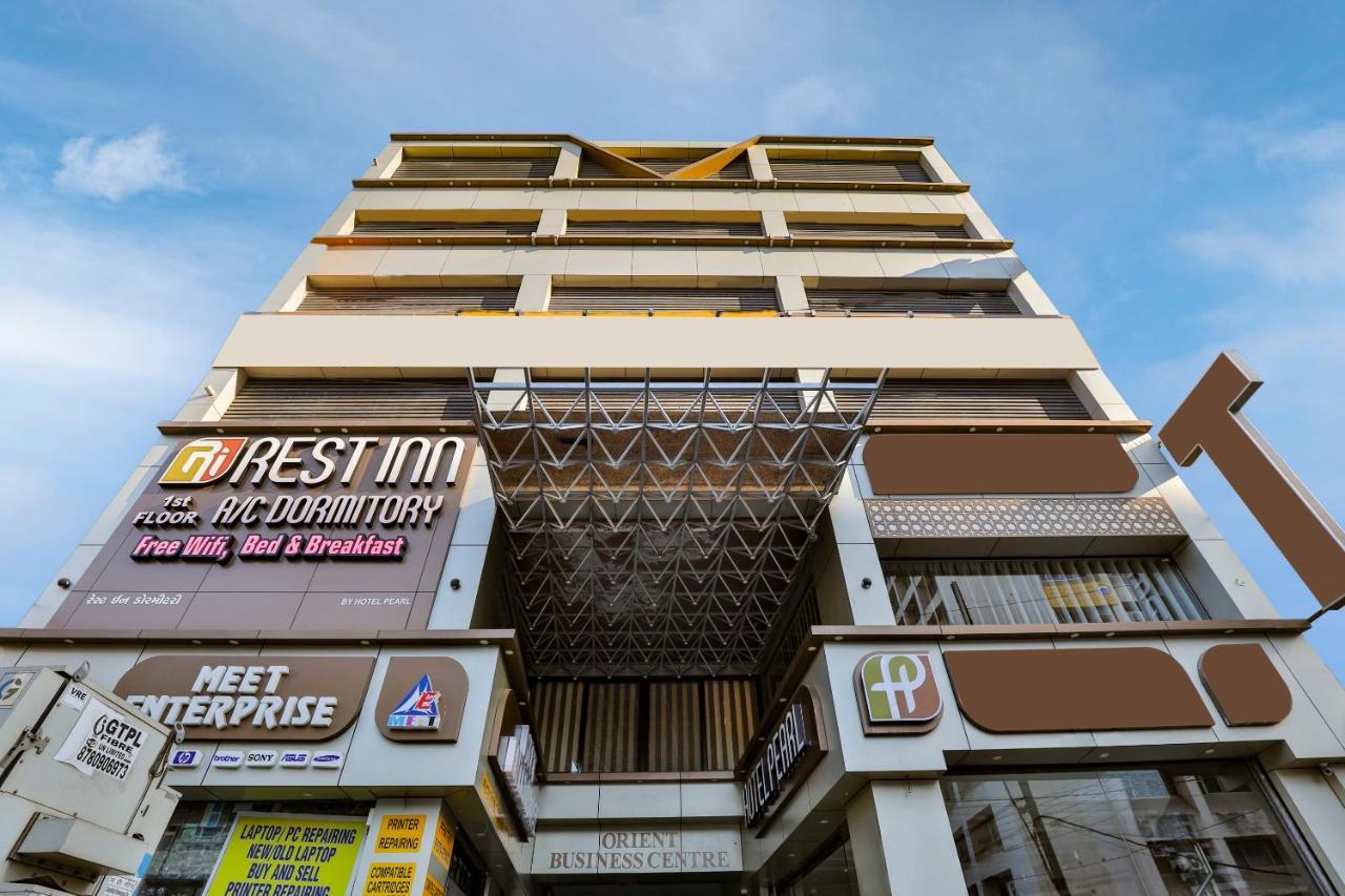 Rest Inn Dormitory فَدودارا المظهر الخارجي الصورة