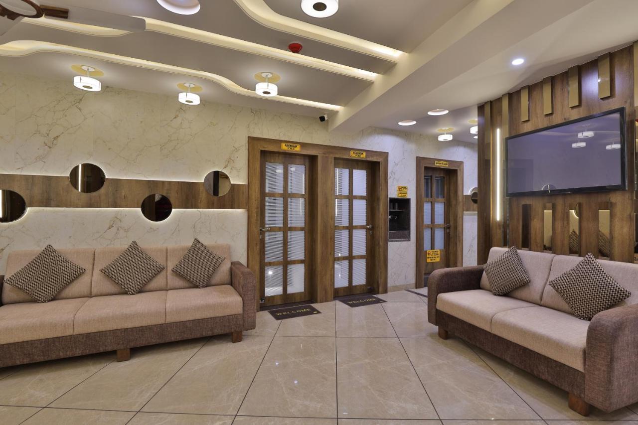 Rest Inn Dormitory فَدودارا المظهر الخارجي الصورة