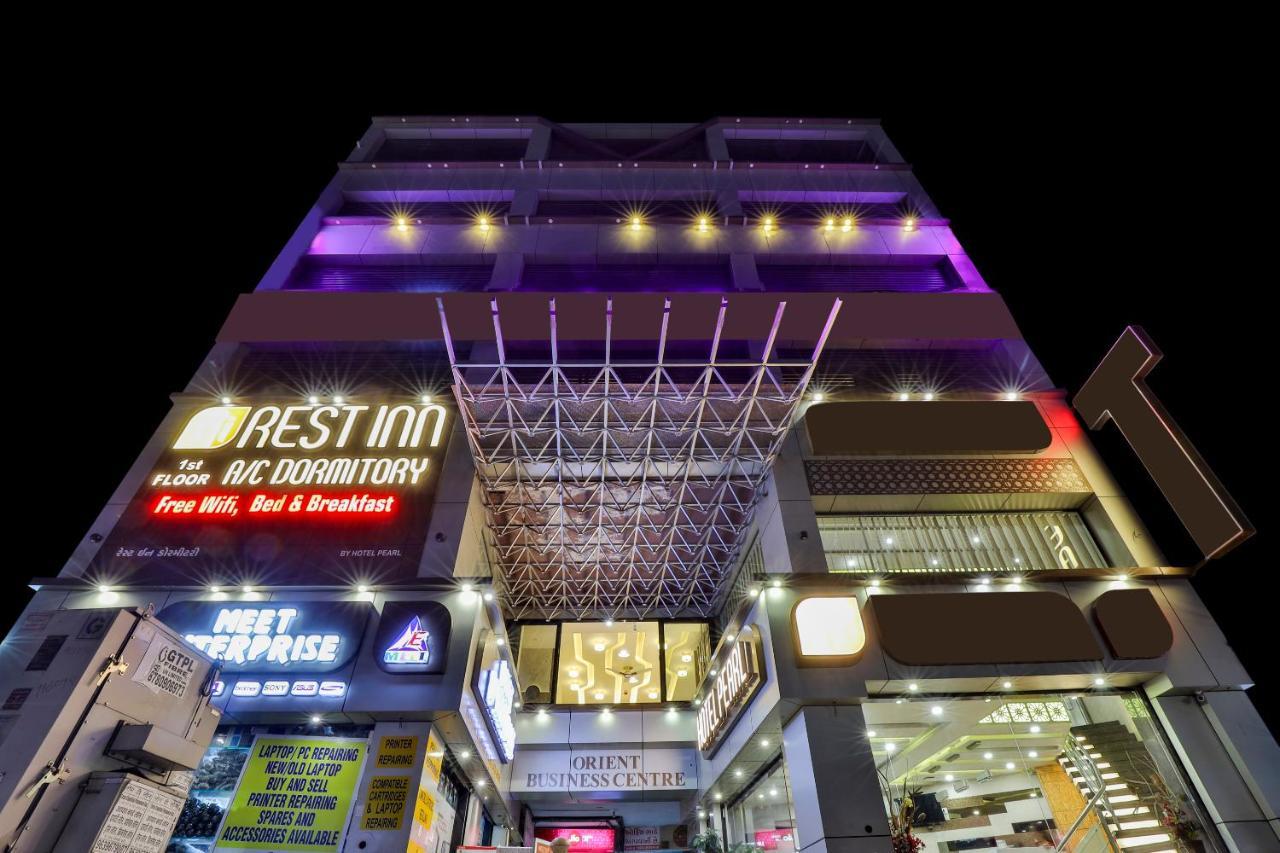 Rest Inn Dormitory فَدودارا المظهر الخارجي الصورة